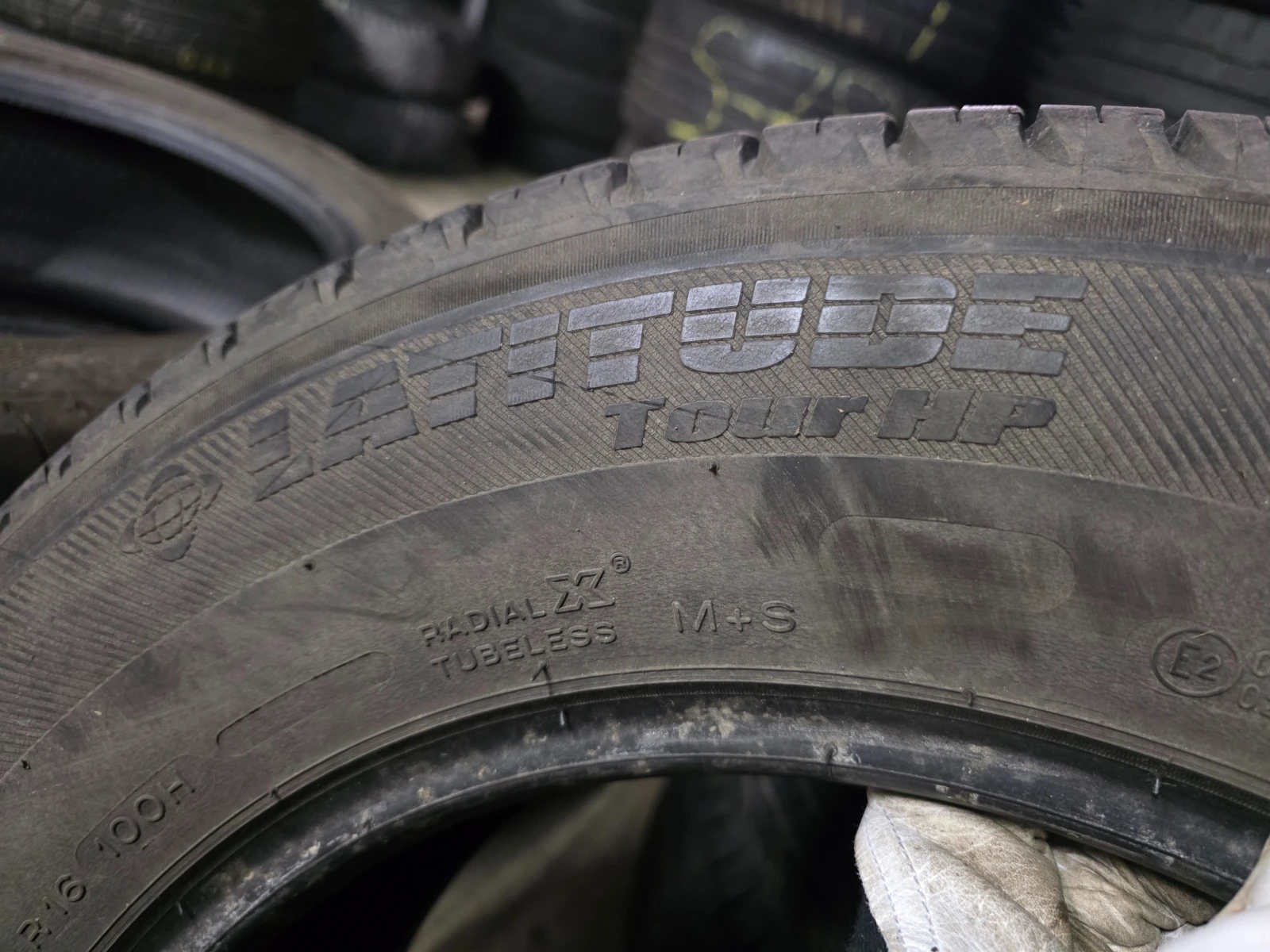 Гуми Летни 215/70R16, снимка 7 - Гуми и джанти - 54001380