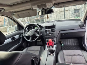 Mercedes-Benz C 220 C220, снимка 11