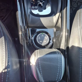 Peugeot 2008 1.2 PURETECH - 12V TURBO, снимка 16