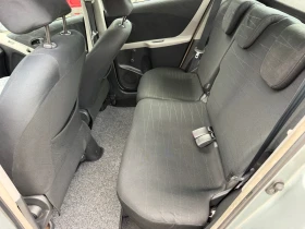 Toyota Yaris 1.4d/90hp/AUTOMATIC/, снимка 11