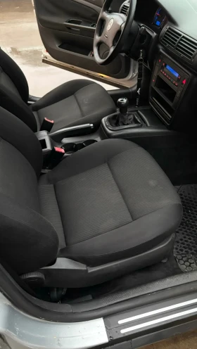 VW Passat 1.9tdi 101к.с.Малкия данък, снимка 11