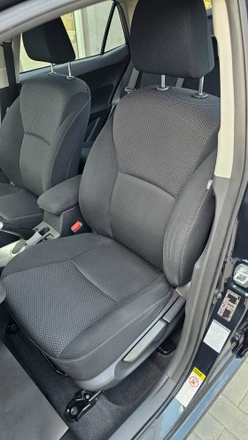 Toyota Auris 1.6 Valvematic/Travel/Navi/Kam./Euro5/114 000km.! | Auto.bg — изображение 9