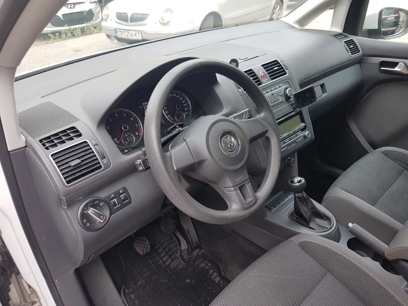 VW Touran 1.4 T -METAH, снимка 13 - Автомобили и джипове - 46189160