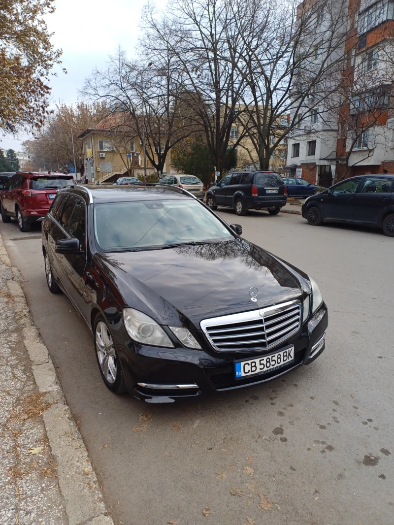 Mercedes-Benz E 220, снимка 7 - Автомобили и джипове - 48180650