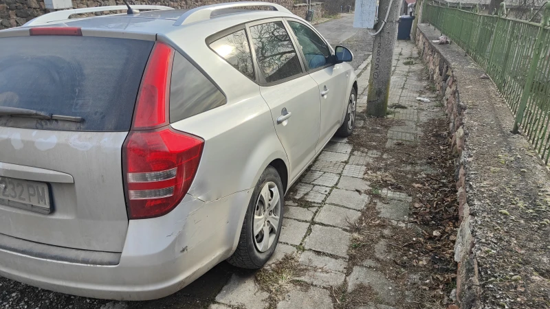 Kia Ceed, снимка 5 - Автомобили и джипове - 48419762