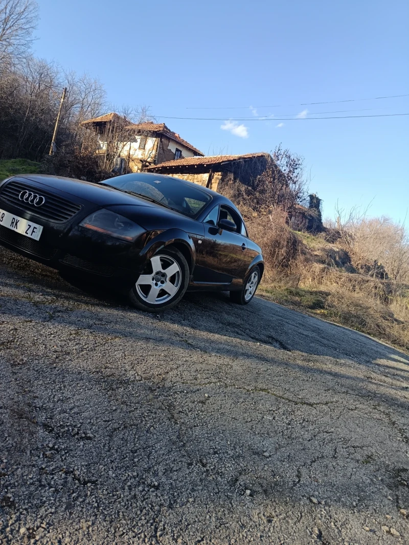 Audi Tt, снимка 1 - Автомобили и джипове - 48732450