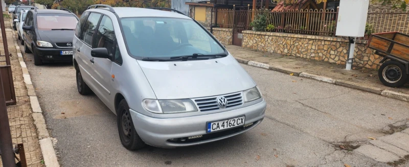 VW Sharan, снимка 2 - Автомобили и джипове - 49336739