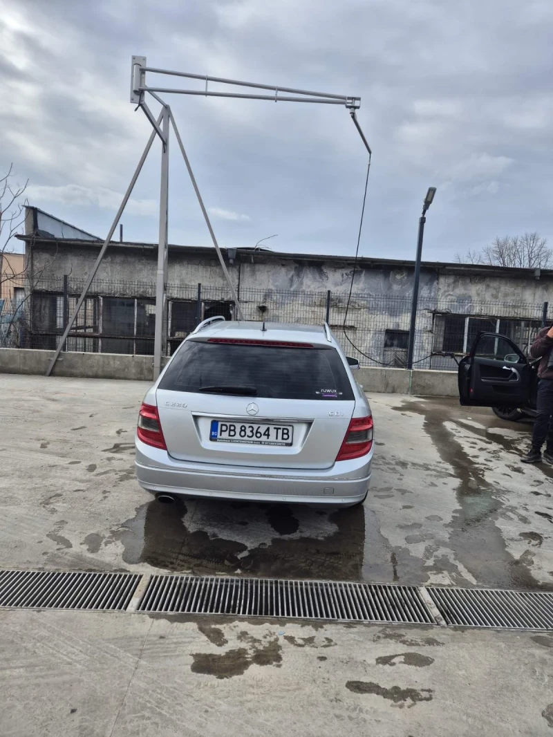 Mercedes-Benz C 220 C220, снимка 6 - Автомобили и джипове - 51501142