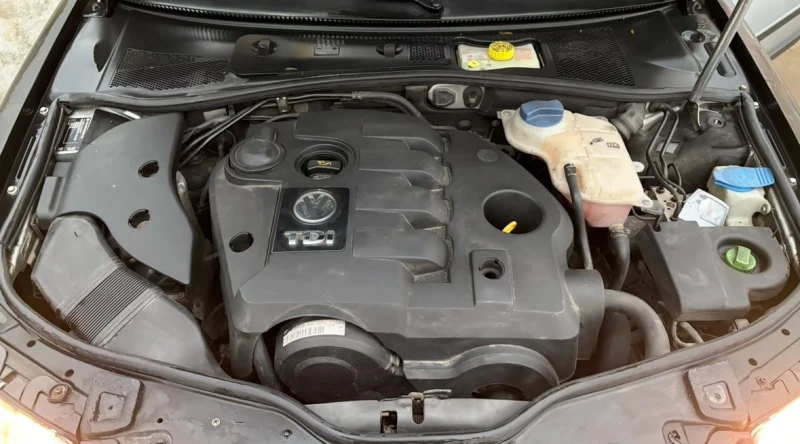 VW Passat 1.9tdi 101к.с.Малкия данък, снимка 13 - Автомобили и джипове - 52617934