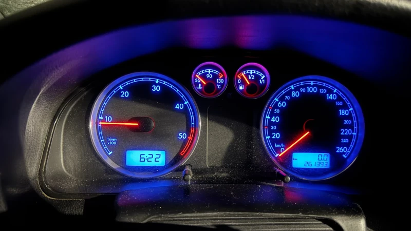 VW Passat 1.9tdi 101к.с.Малкия данък, снимка 7 - Автомобили и джипове - 52999959