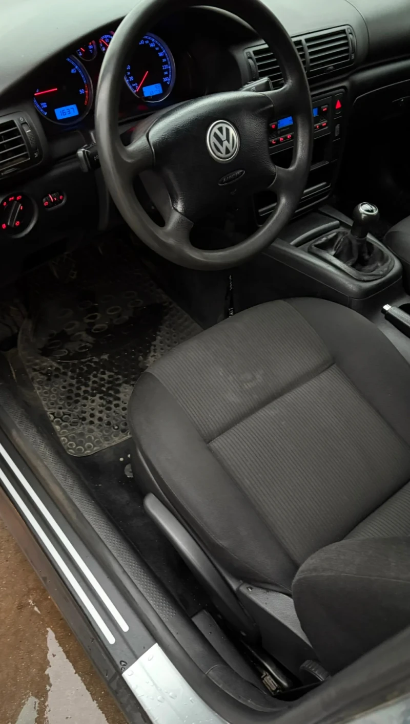 VW Passat 1.9tdi 101к.с.Малкия данък, снимка 9 - Автомобили и джипове - 52617934