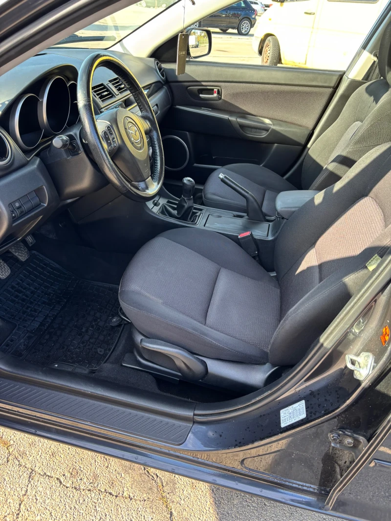 Mazda 3, снимка 4 - Автомобили и джипове - 52311478