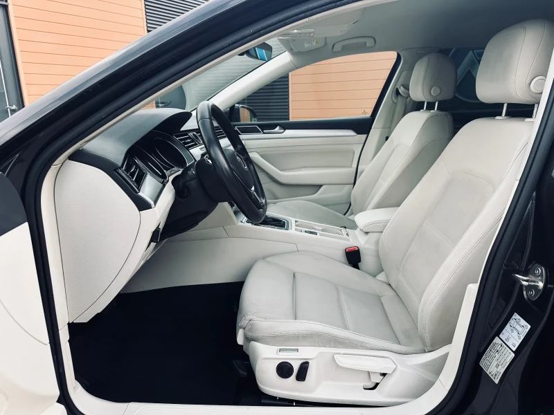 VW Passat 2.0 TDI/Distronic/Navi/Keyless , снимка 8 - Автомобили и джипове - 52653636