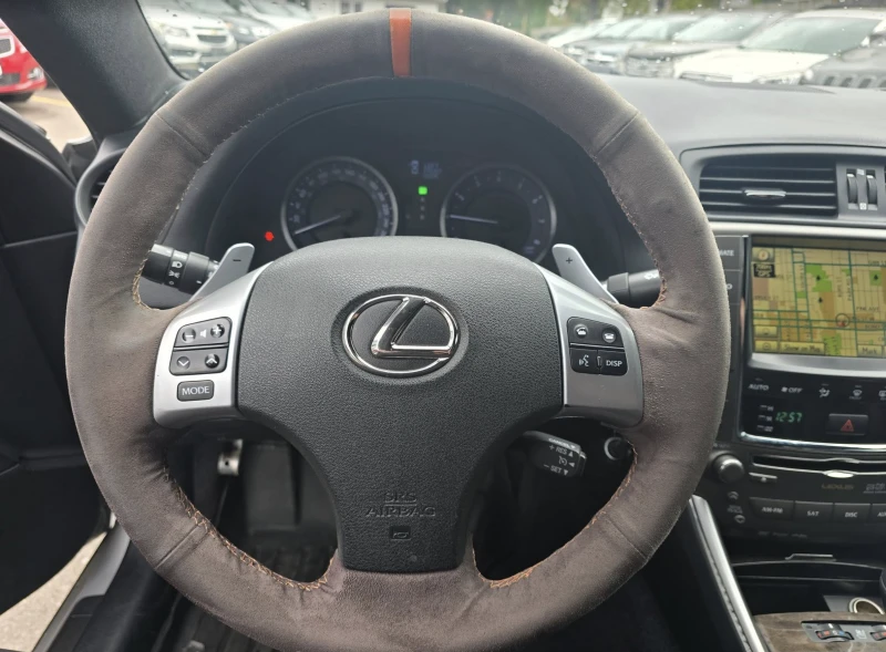 Lexus IS 350 AWD, 3.5L, снимка 17 - Автомобили и джипове - 52749520