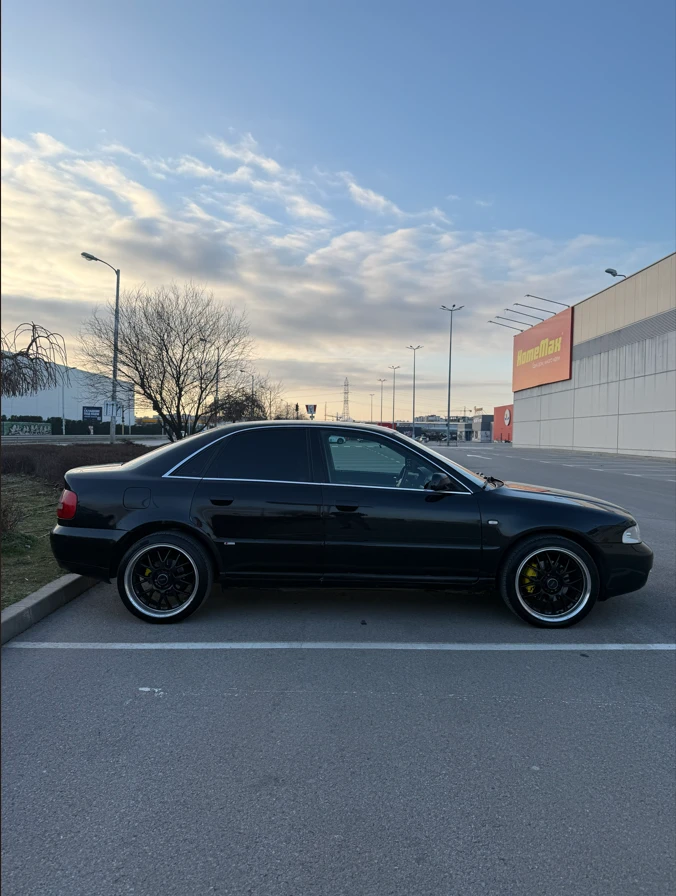 Audi A4, снимка 2 - Автомобили и джипове - 53484323