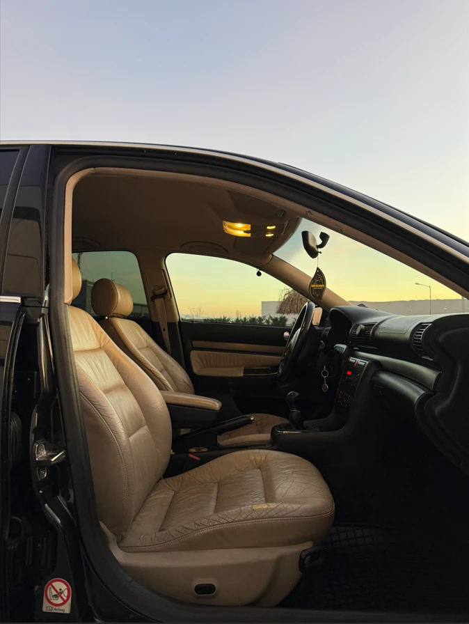 Audi A4, снимка 7 - Автомобили и джипове - 53484323