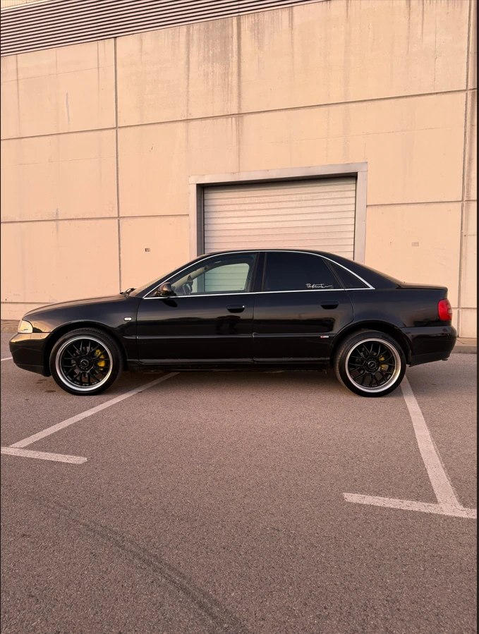 Audi A4, снимка 3 - Автомобили и джипове - 53484323