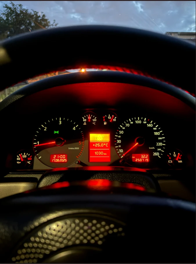 Audi A4, снимка 6 - Автомобили и джипове - 53484323