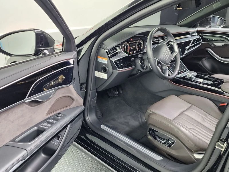 Audi A8 3.0 DMG Automatic, снимка 6 - Автомобили и джипове - 55450948