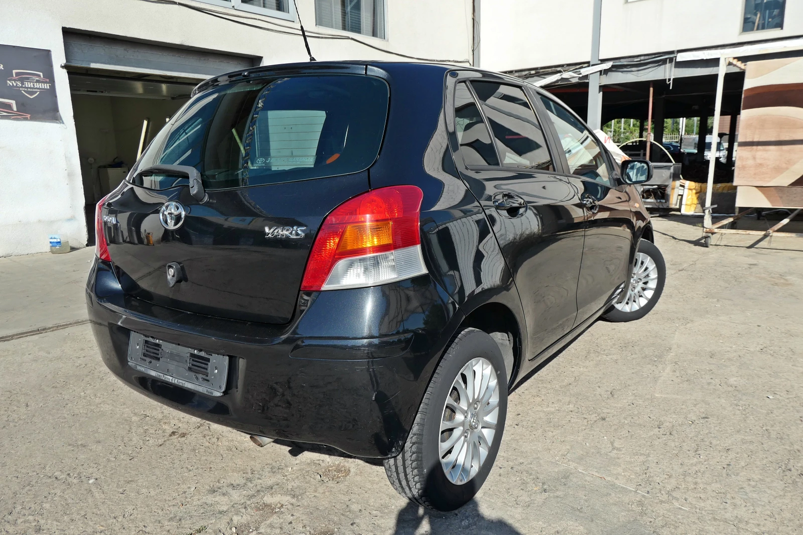 Toyota Yaris 1.33 Dual VVTI 101кс АВТОМАТ MMT SOL ДЖАНТИ - изображение 6