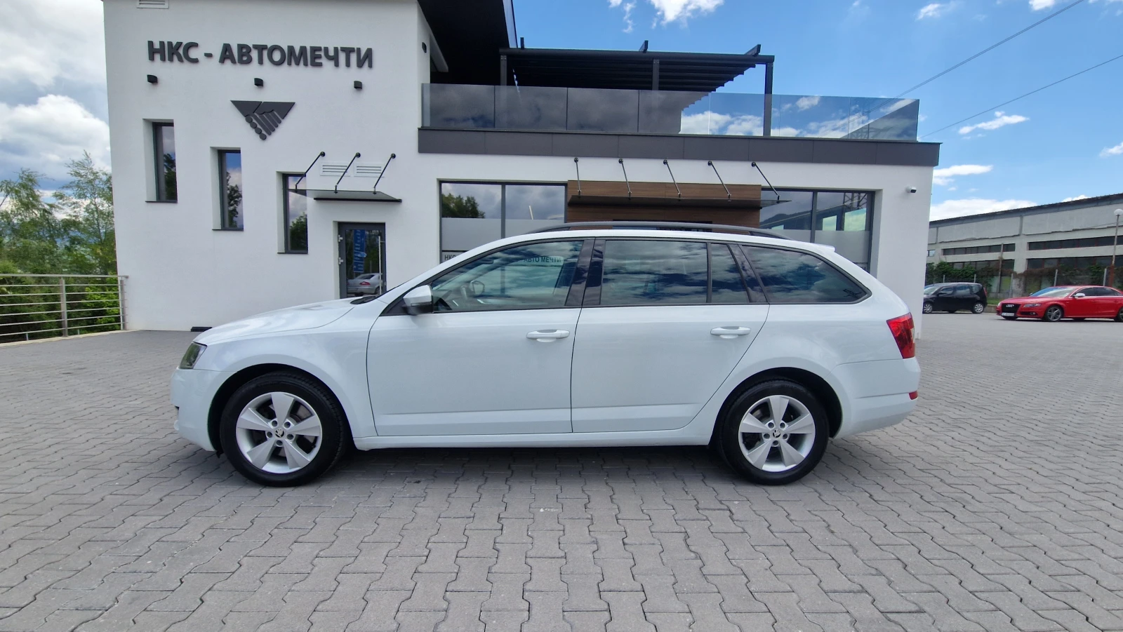 Skoda Octavia 4x4 ЛИЗИНГ - изображение 2