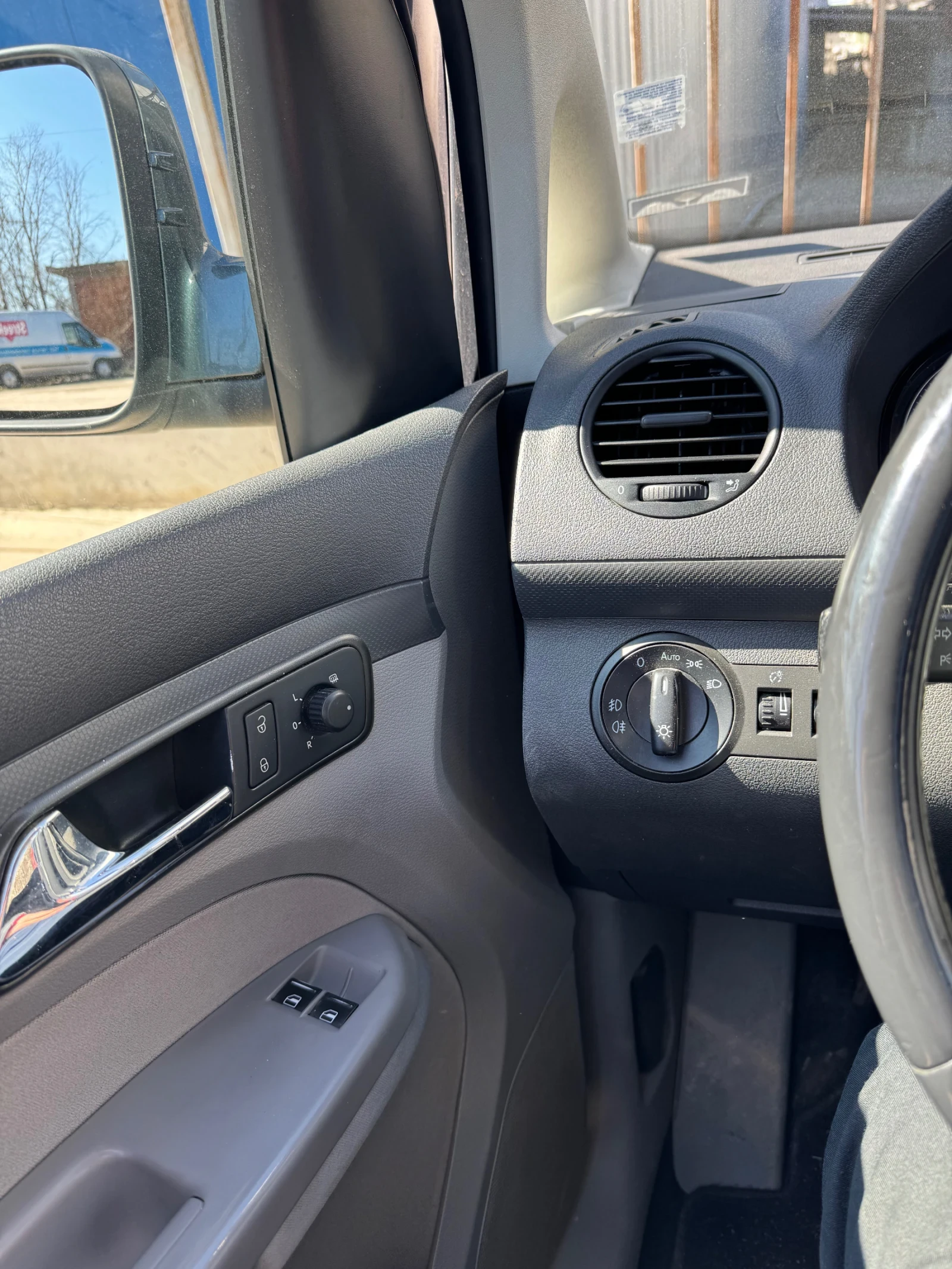 VW Caddy  - изображение 5