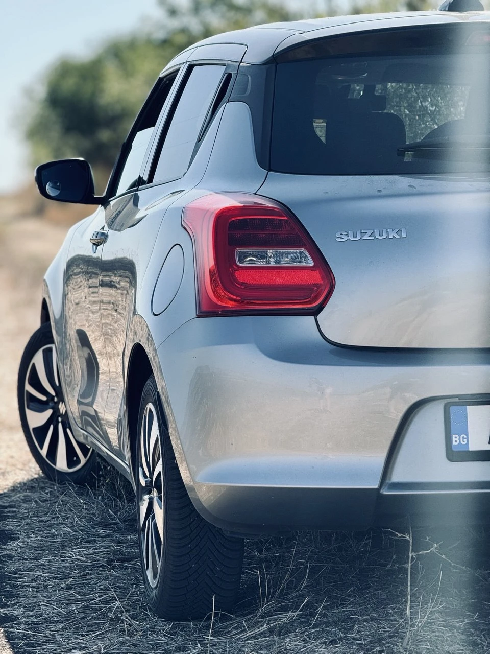 Suzuki Swift 1.2 GLX CVT - изображение 2