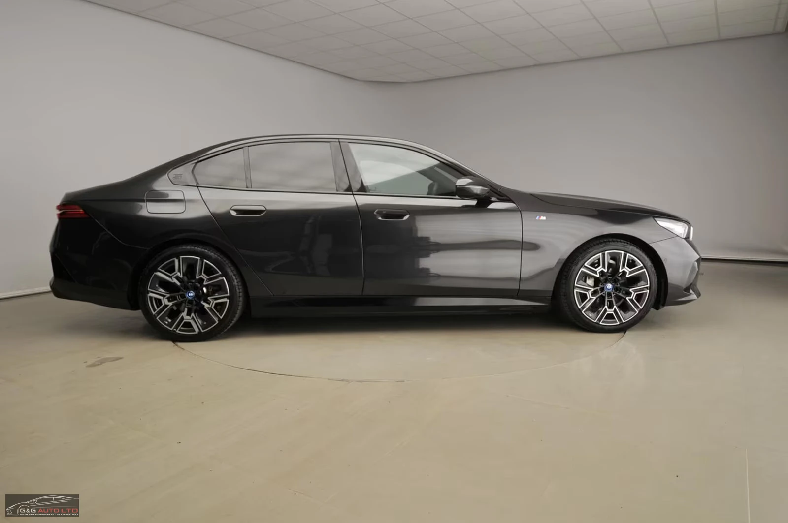 BMW i5 40/340HP/M-PACK/LED/NAVI/CAM/ACC/AMBI/240f - изображение 4