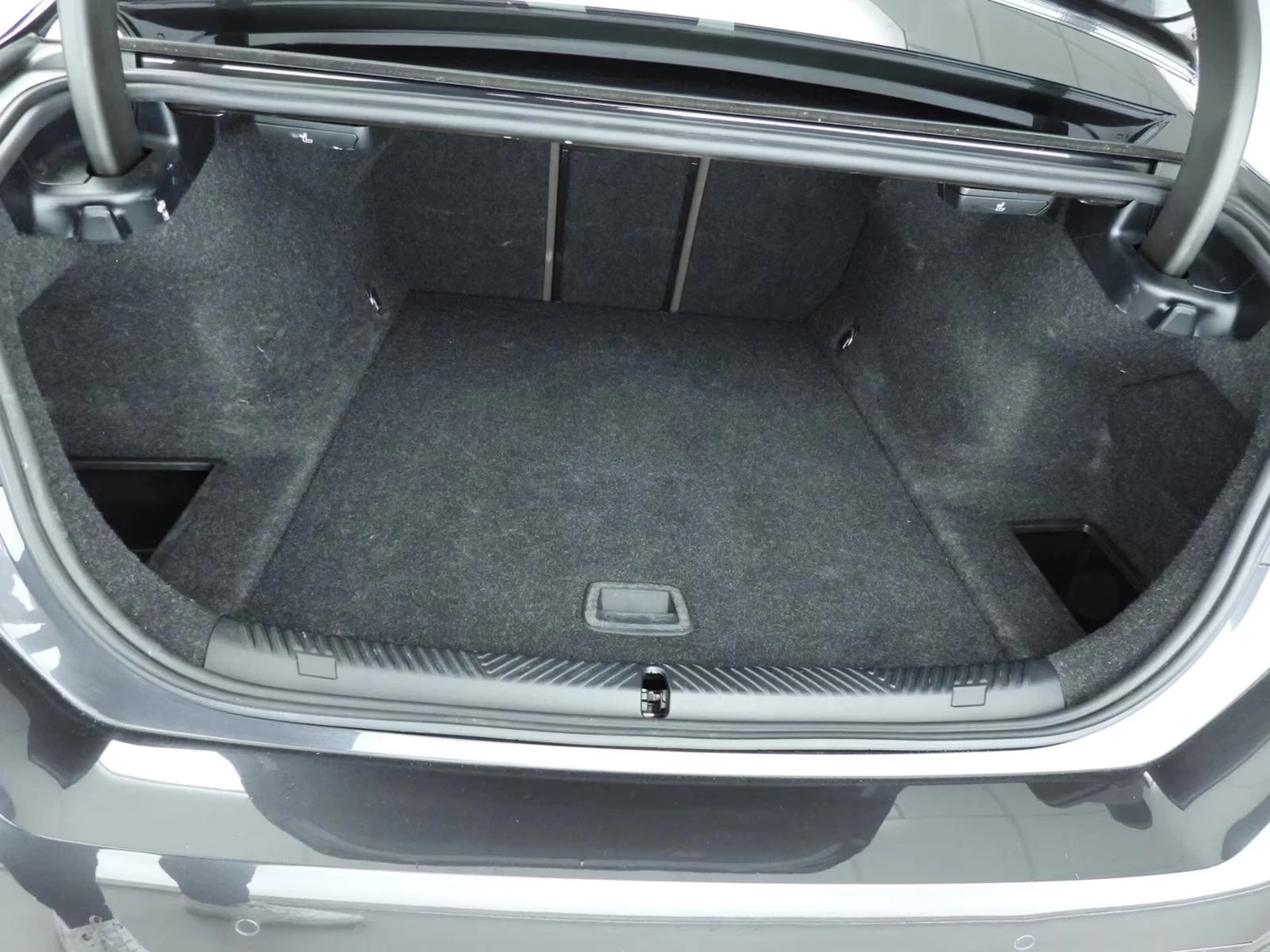 BMW i5 40/340HP/M-PACK/LED/NAVI/CAM/ACC/AMBI/240f - изображение 6