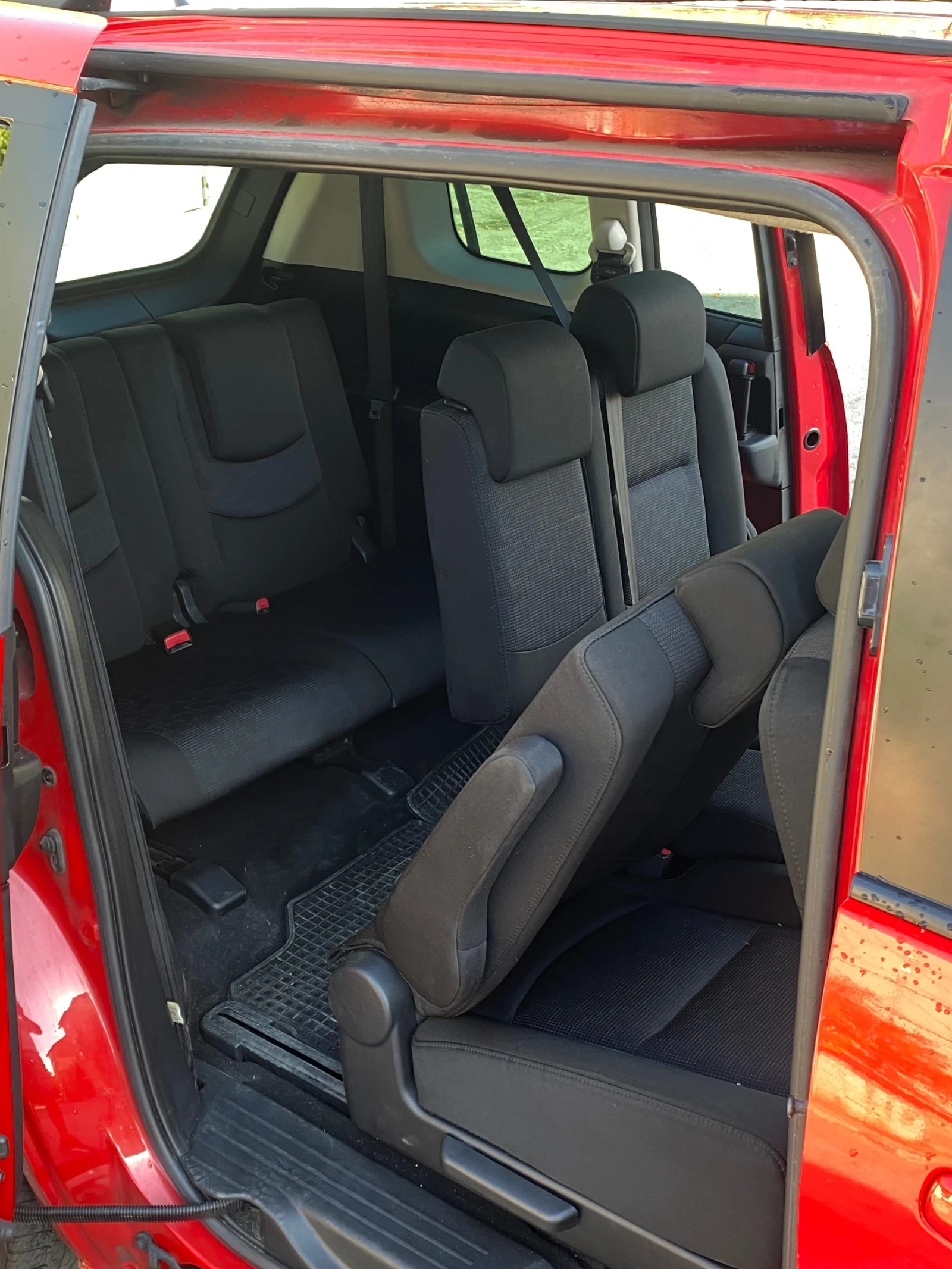 Mazda 5 2.0d 110 7      | Mobile.bg   11