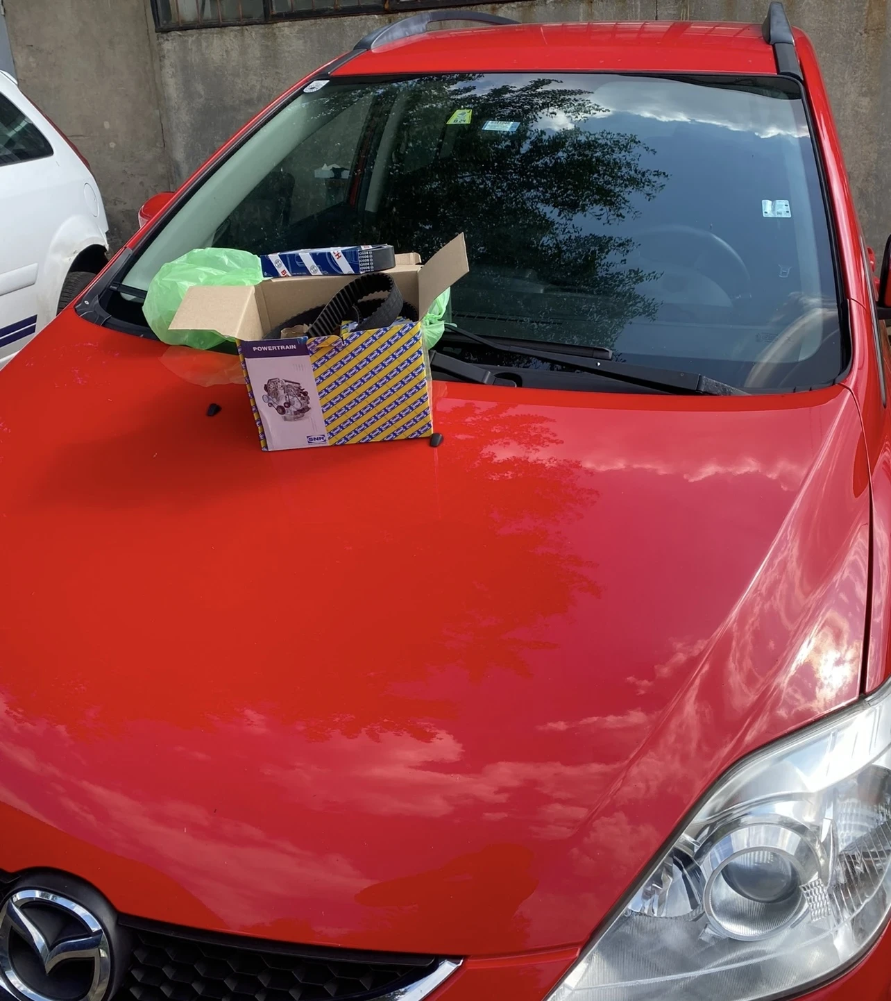 Mazda 5 2.0d 110кс 7 места Нов Внос всичко платено - изображение 8
