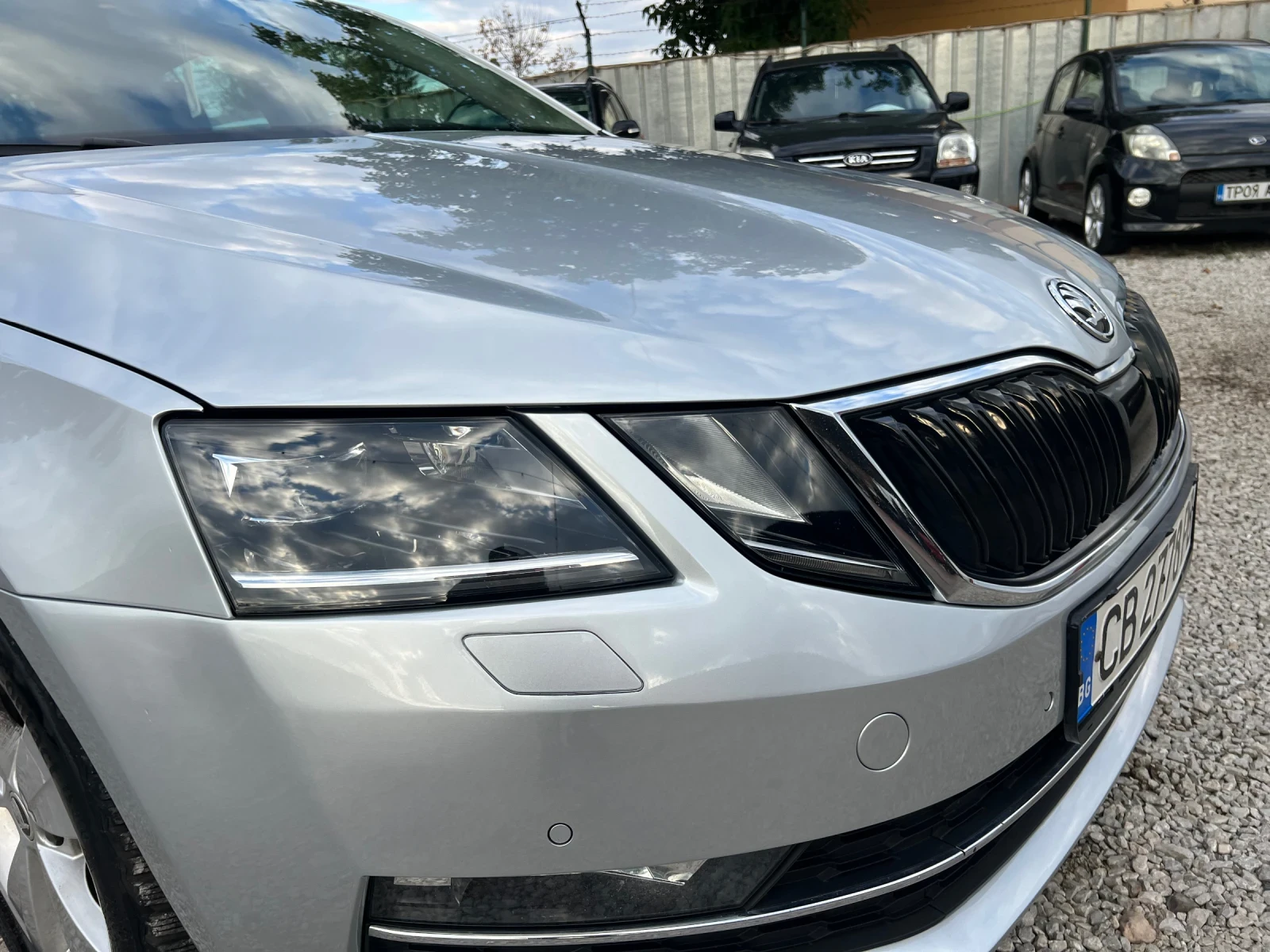 Skoda Octavia 2.0TDI* 150кс* ОБСЛУЖЕН*  - изображение 2
