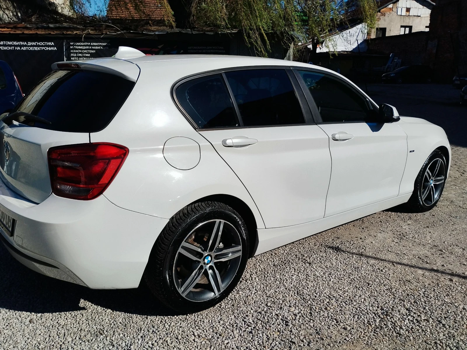 BMW 116 2.0D SPORT NAVI, снимка 7 - Автомобили и джипове - 53342353