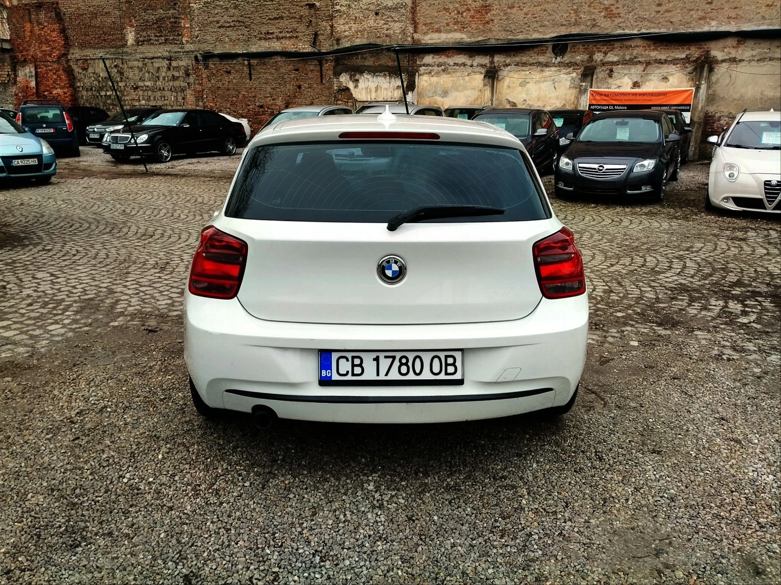 BMW 116 2.0D SPORT NAVI - изображение 8