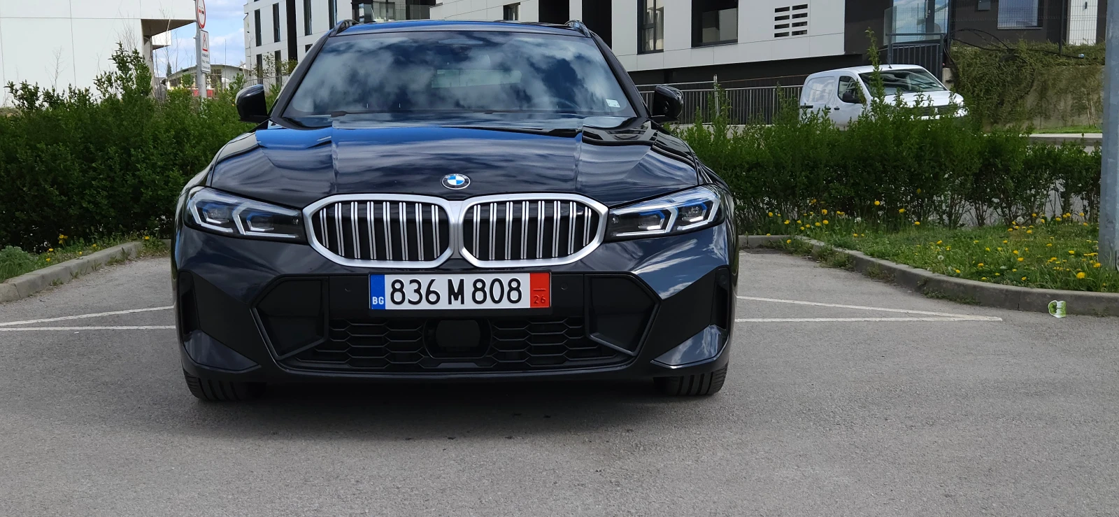 BMW 320 xDrive | M-Sport | HUD | Harman Kardon | Гаранция, снимка 5 - Автомобили и джипове - 54295580