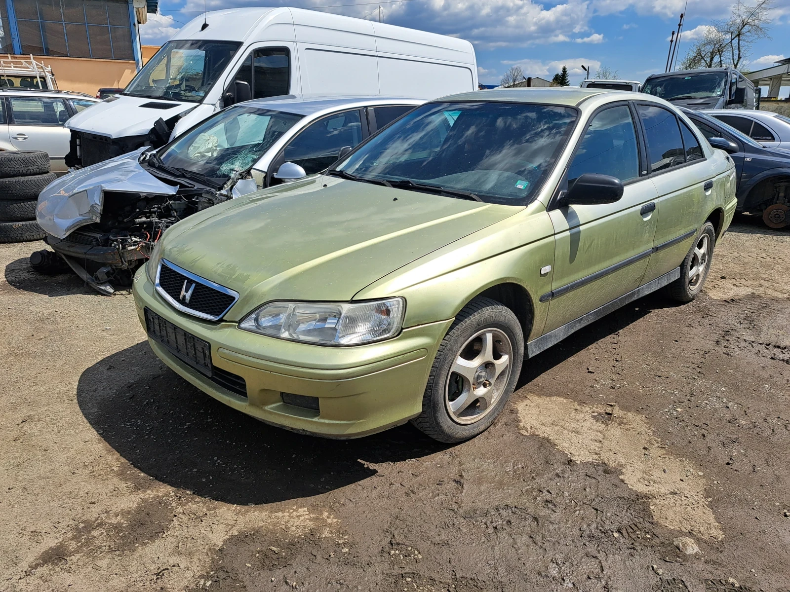 Honda Accord 1.8, снимка 2 - Автомобили и джипове - 54428356