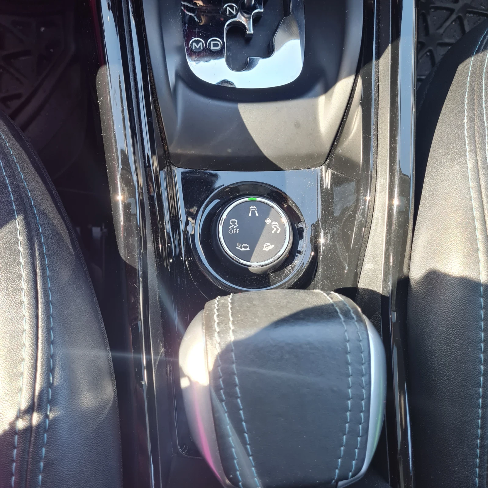 Peugeot 2008 1.2 PURETECH - 12V TURBO, снимка 16 - Автомобили и джипове - 54432149