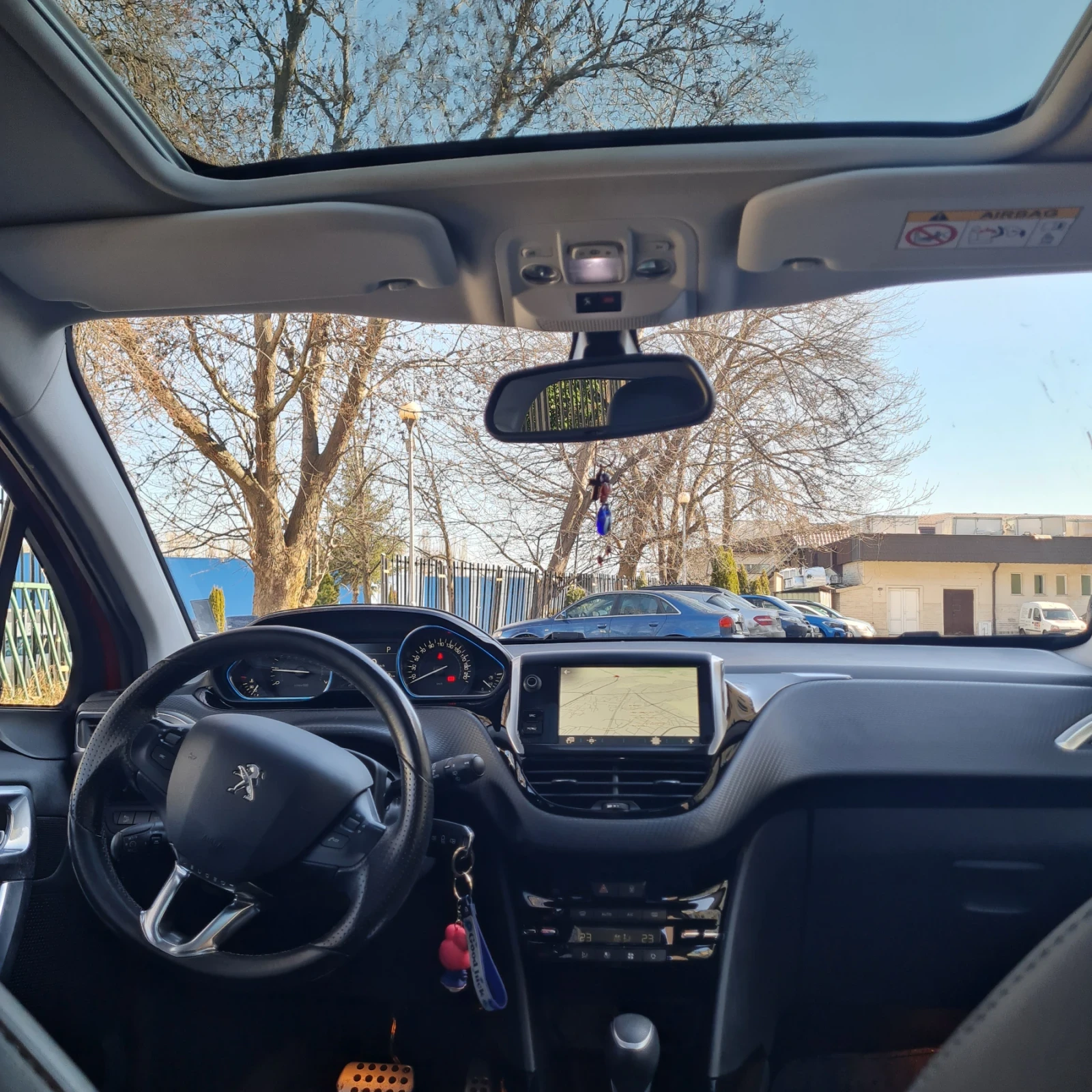 Peugeot 2008 1.2 PURETECH - 12V TURBO, снимка 3 - Автомобили и джипове - 54432149