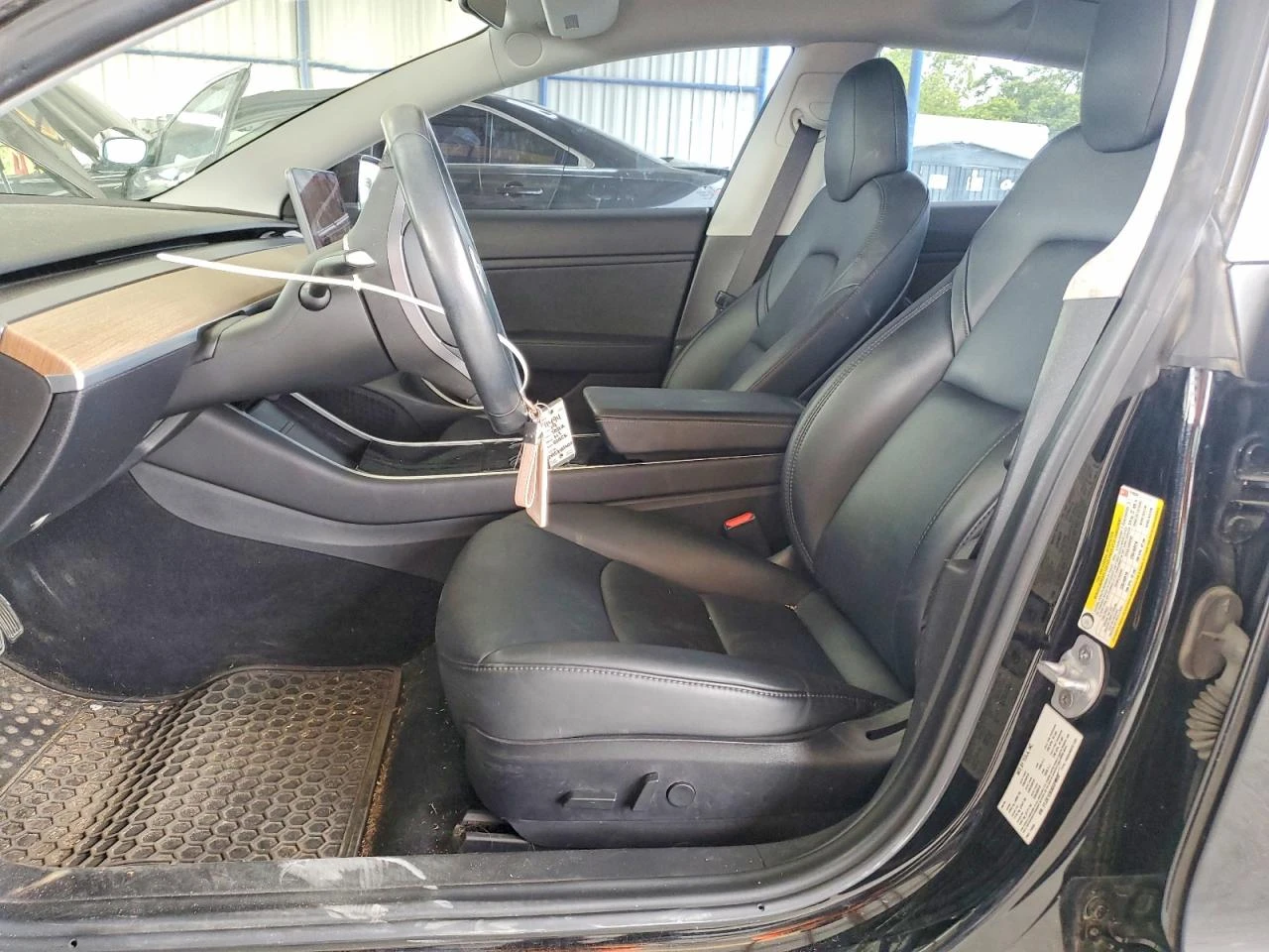 Tesla Model 3, снимка 7 - Автомобили и джипове - 54647774
