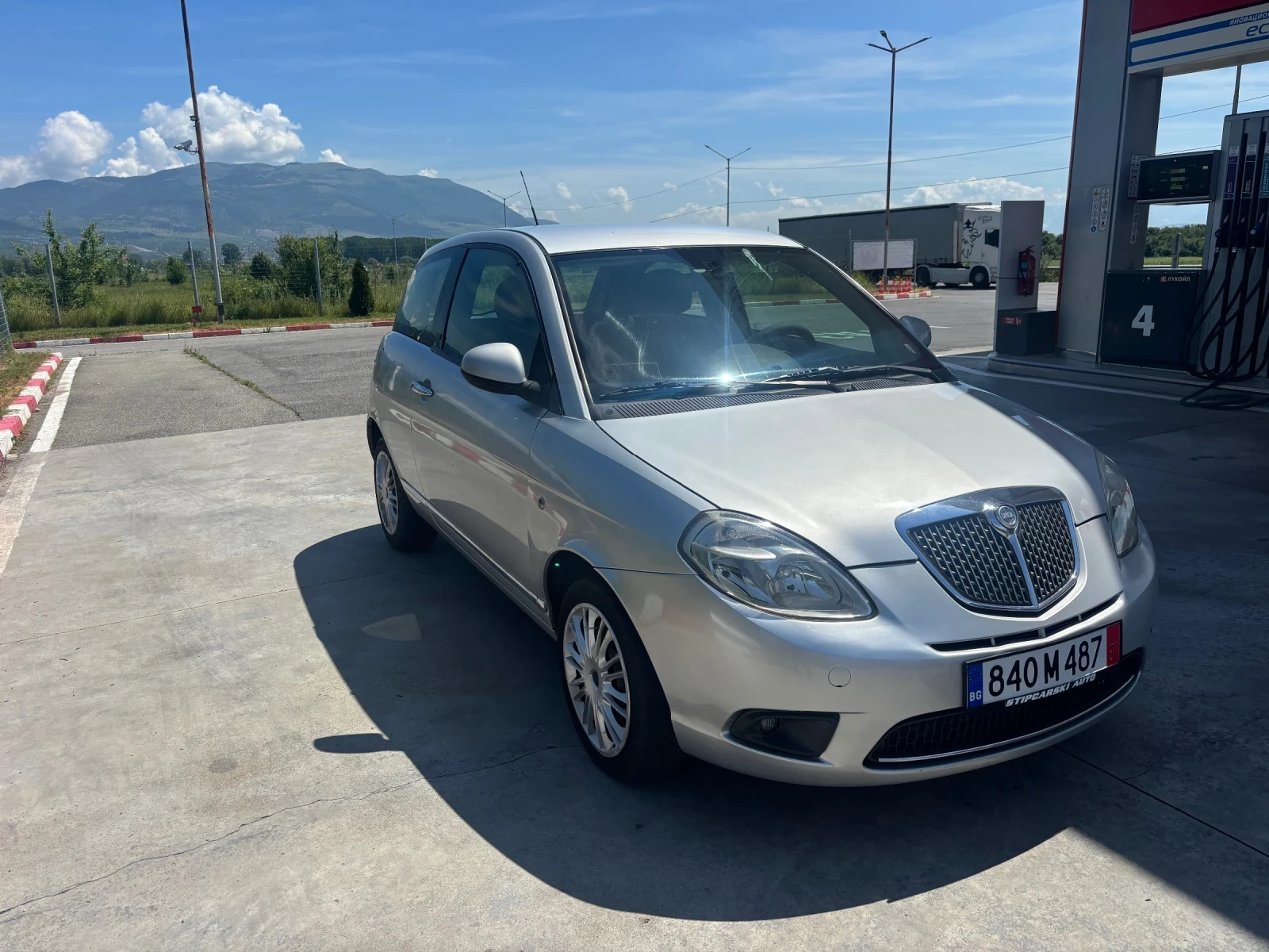 Lancia Ypsilon 1.3mjet Euro 5A, снимка 3 - Автомобили и джипове - 54772762