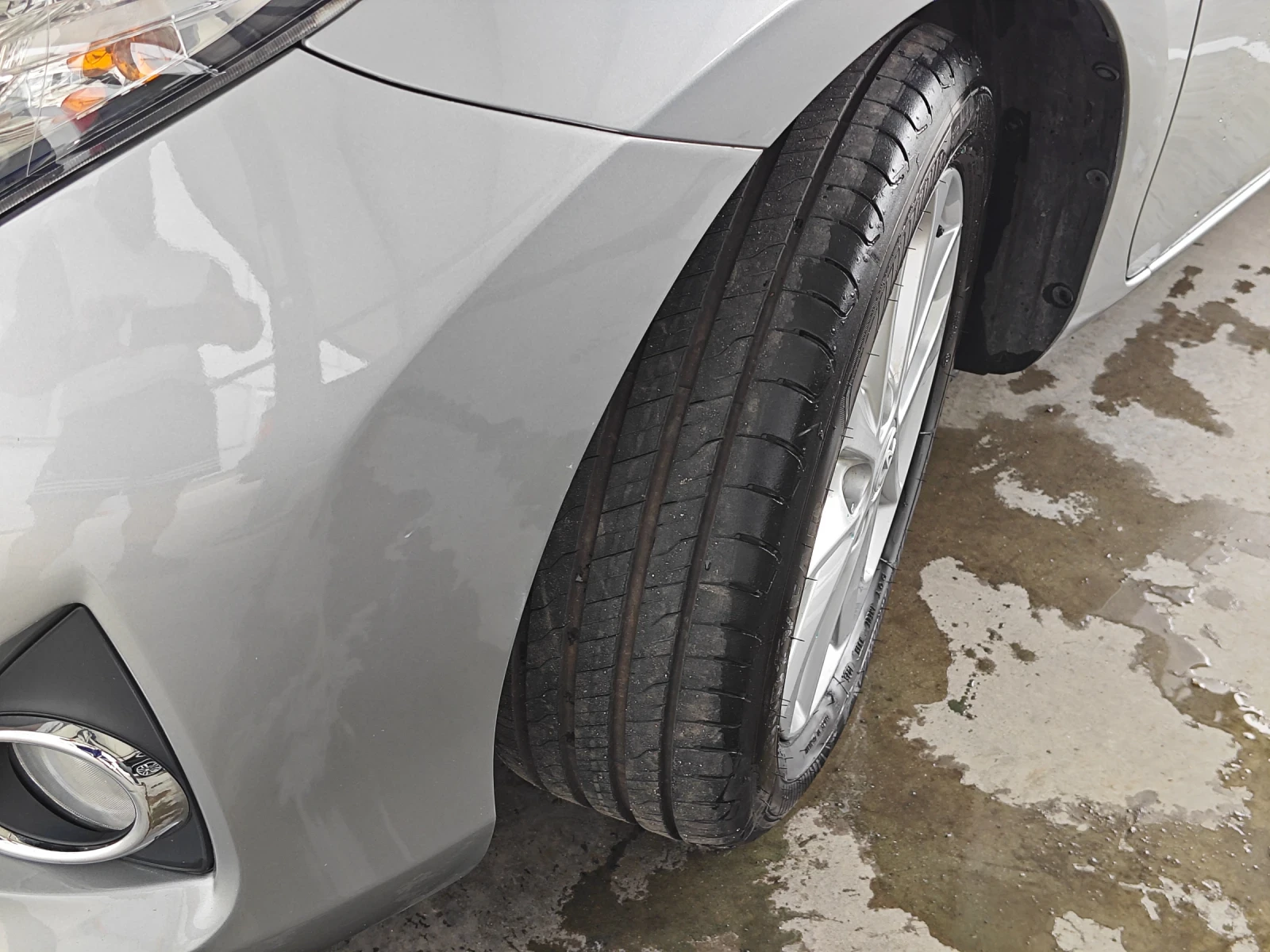 Toyota Auris 1.6-Швейцария, снимка 9 - Автомобили и джипове - 54905699