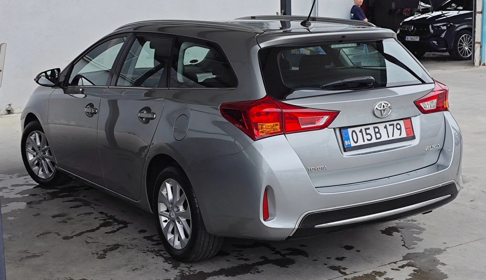 Toyota Auris 1.6-Швейцария, снимка 6 - Автомобили и джипове - 54905699