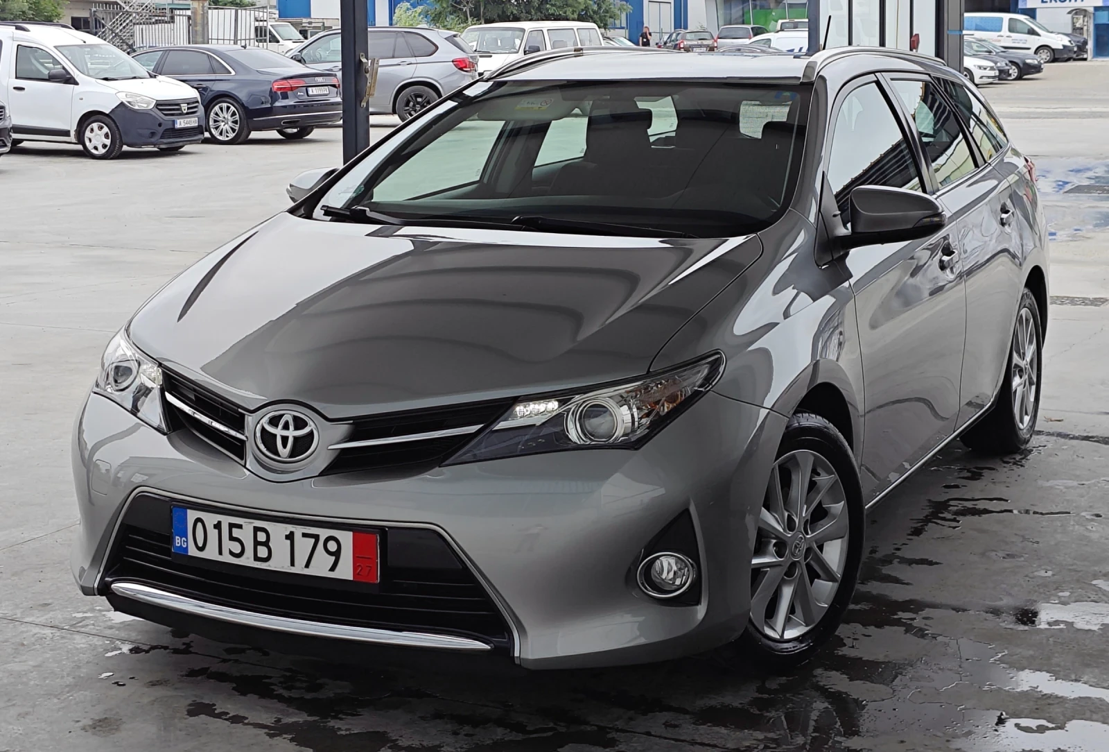 Toyota Auris 1.6-Швейцария