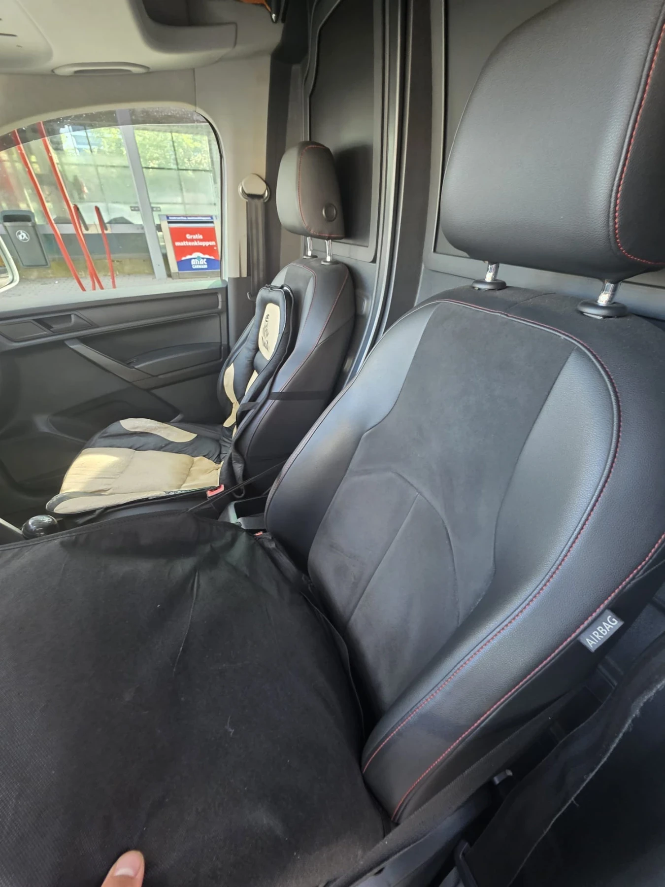 VW Caddy, снимка 4 - Автомобили и джипове - 54994243