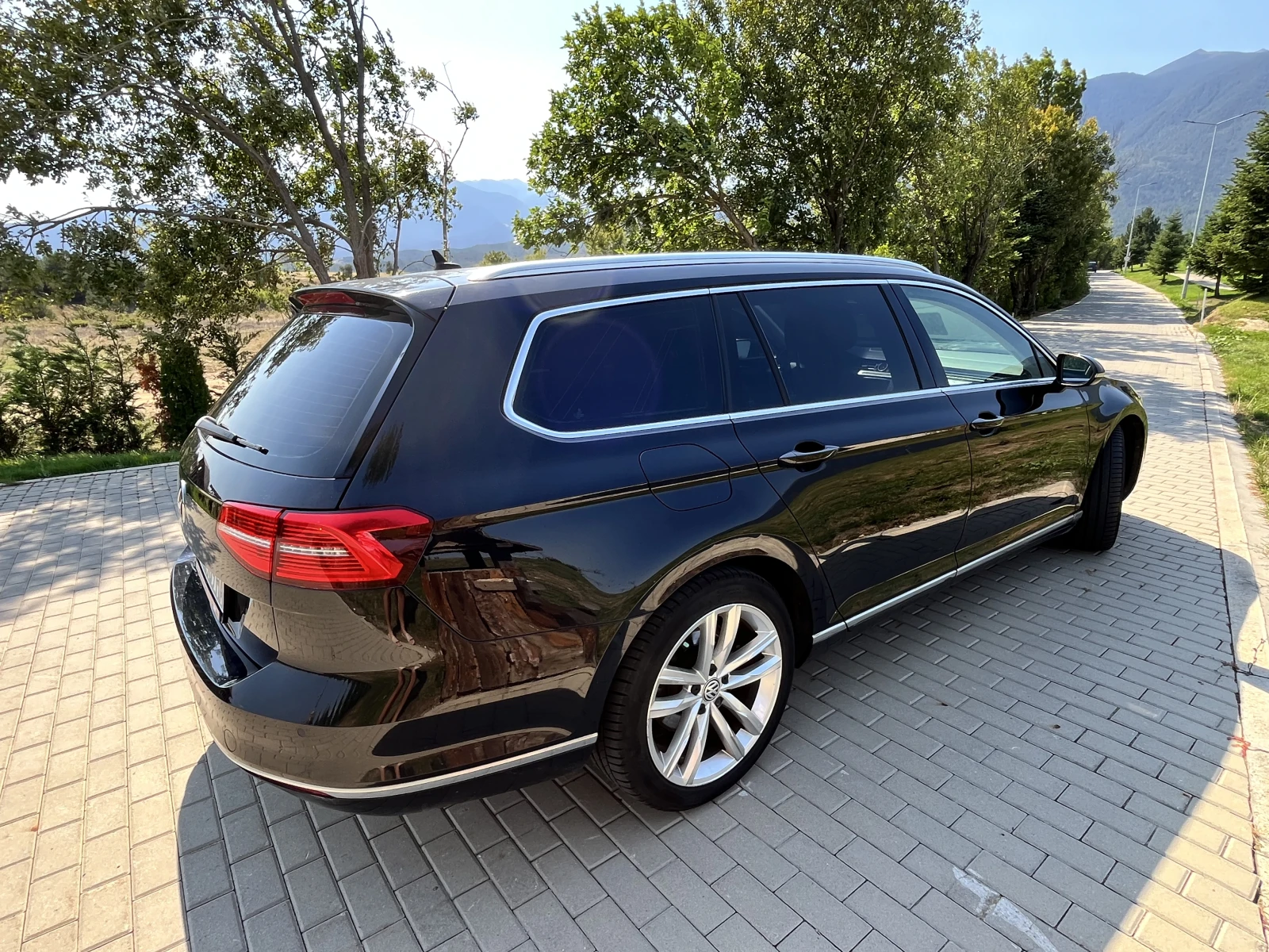 VW Passat Variant, снимка 10 - Автомобили и джипове - 55970991