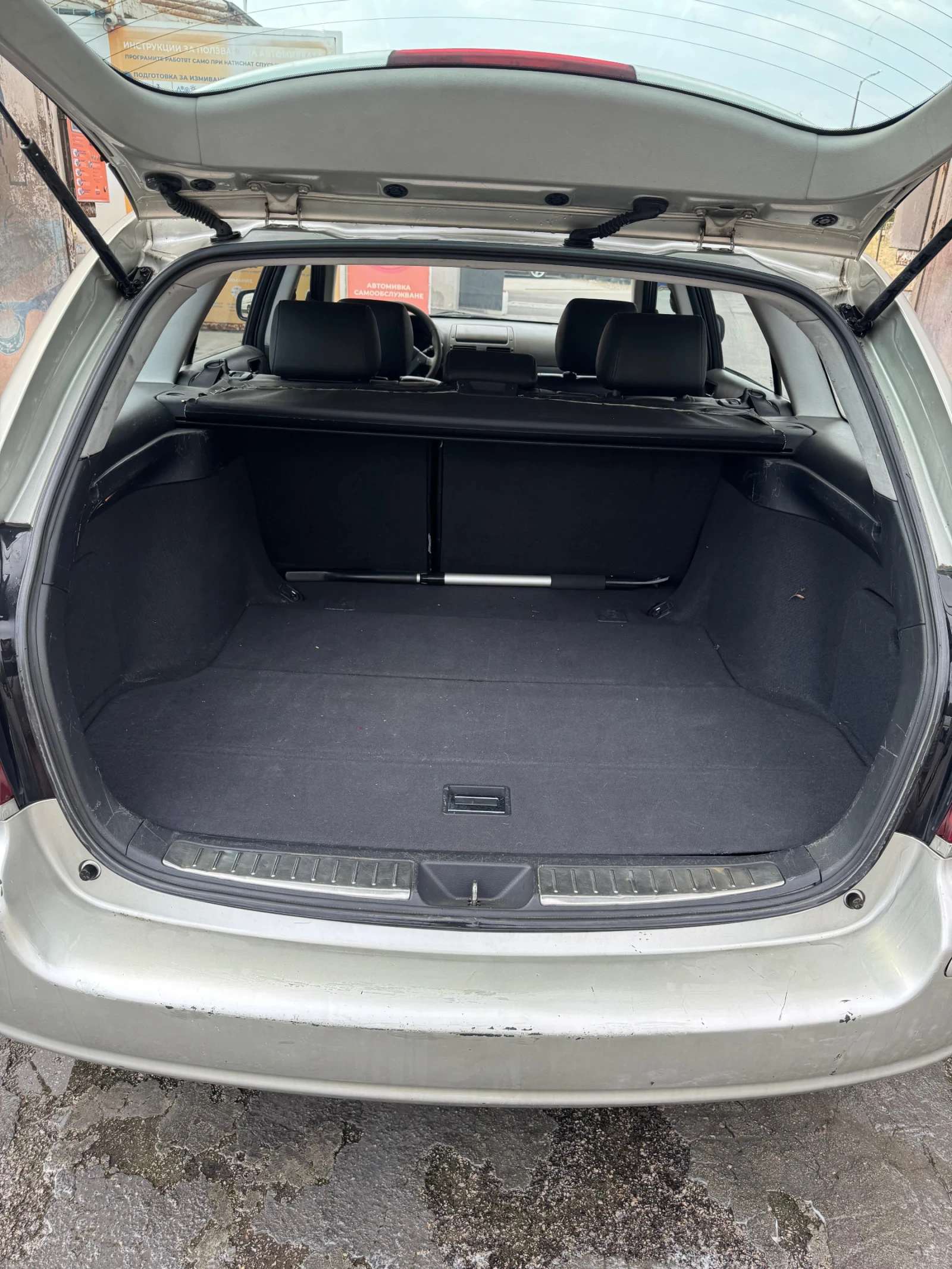 Toyota Avensis, снимка 10 - Автомобили и джипове - 56164895