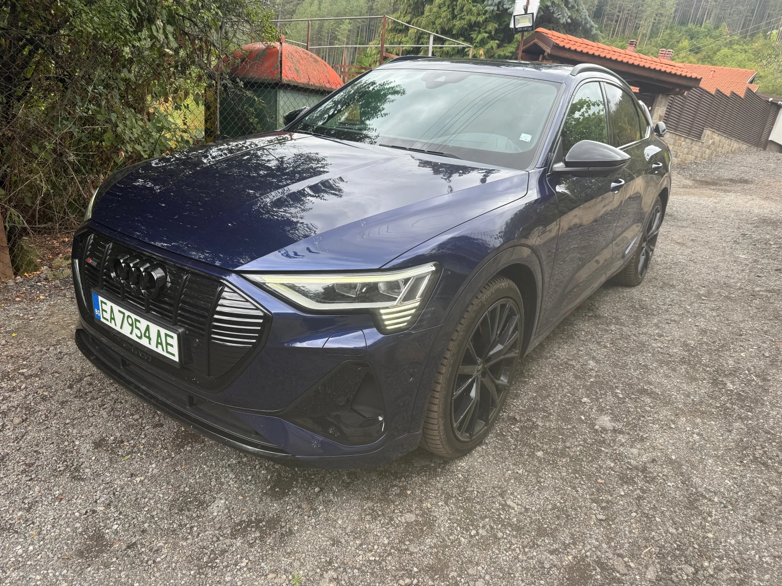 Audi E-Tron 55