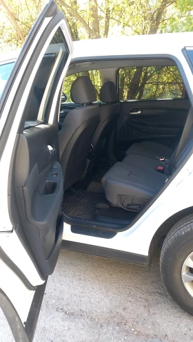 Обява за продажба на Hyundai Santa fe 2.4 SEL 4X4  HTRAC ДИСТРОНИК 72000КМ 8 скорости ~41 290 лв. - изображение 9