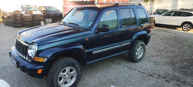 Jeep Cherokee, снимка 3 - Автомобили и джипове - 47673735