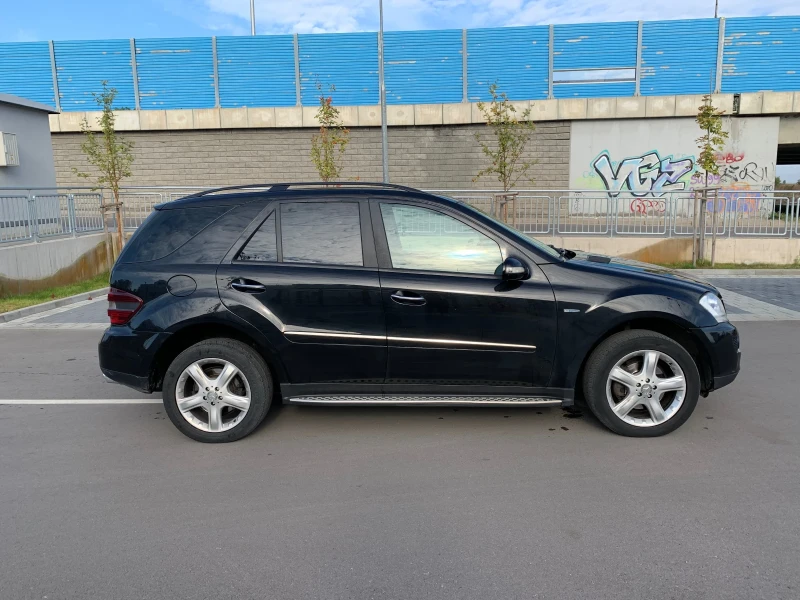 Mercedes-Benz ML 280 4-MATIC  НА ПРУЖИНИ, снимка 3 - Автомобили и джипове - 49036537